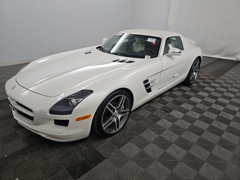 2011 Mercedes-Benz SLS SLS AMG photo