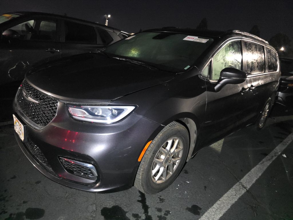 2021 Chrysler Pacifica Touring L photo