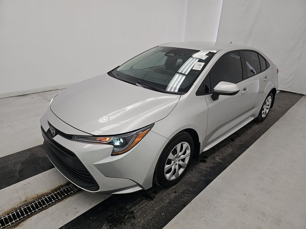 2026 Toyota Corolla LE photo