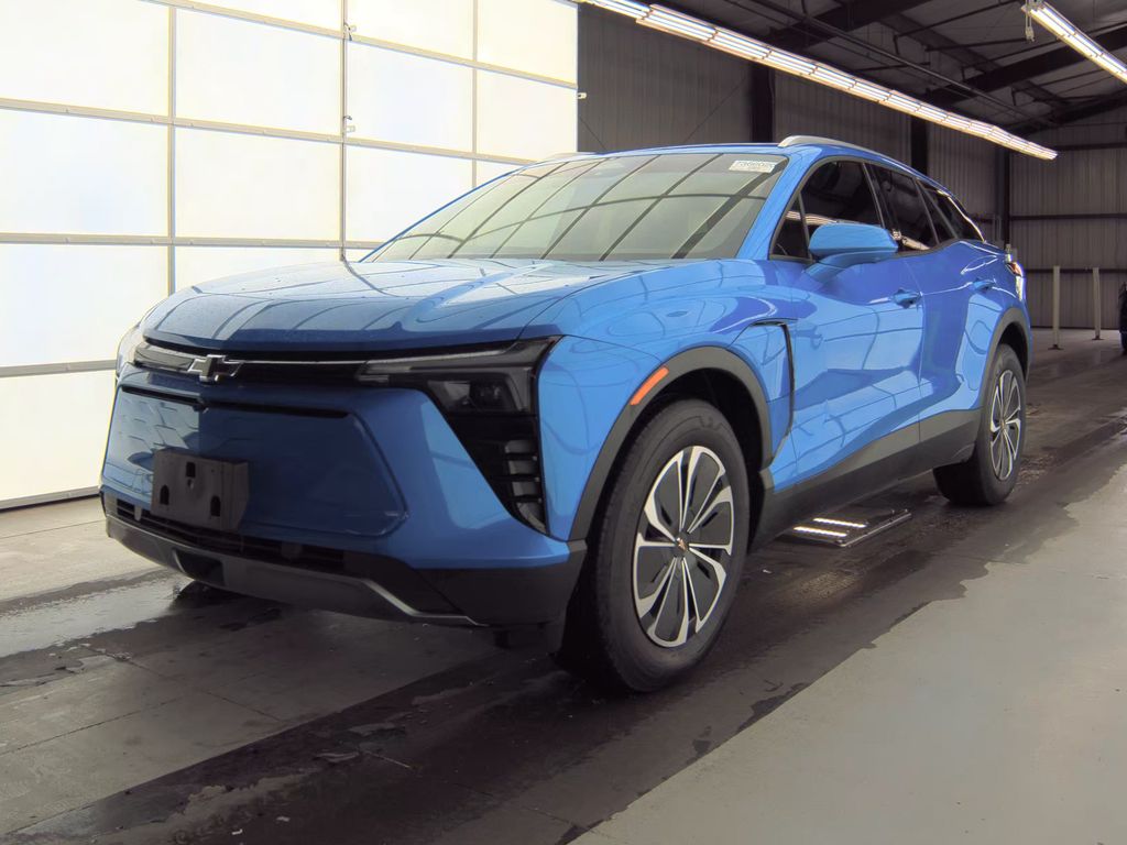 2025 Chevrolet Blazer AWD LT photo