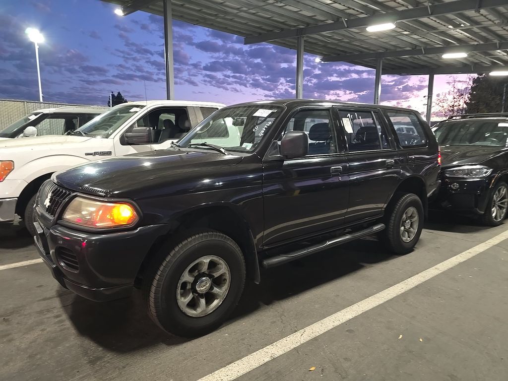 2001 Mitsubishi Mont SPT LS photo