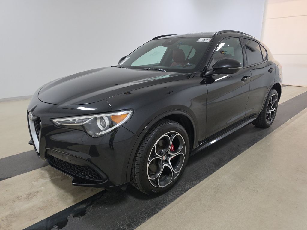 2021 Alfa Romeo Stelvio TI Sport photo