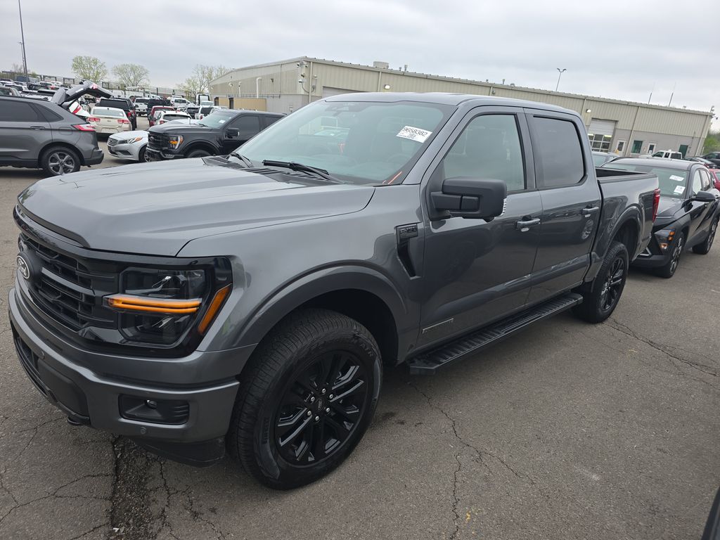 2025 Ford F-150 XLT photo