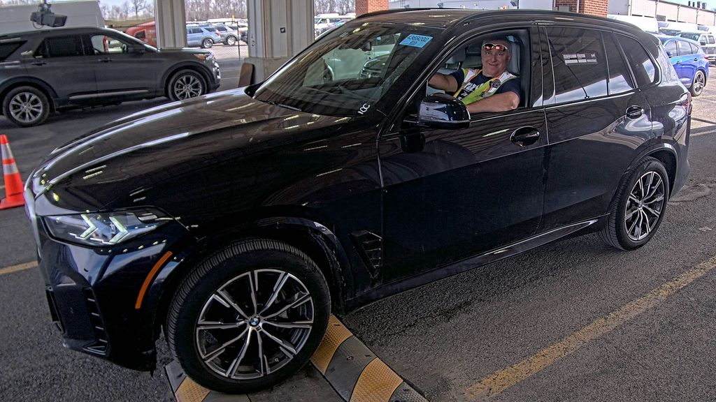 2026 BMW X5 40IS Mspt photo