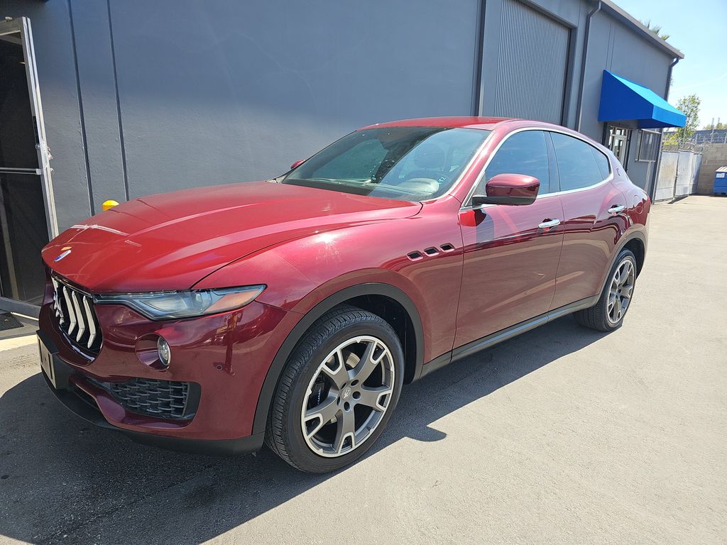 2018 Maserati Levante photo