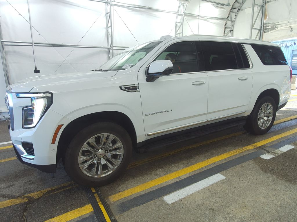 2025 GMC Yukon Denali photo