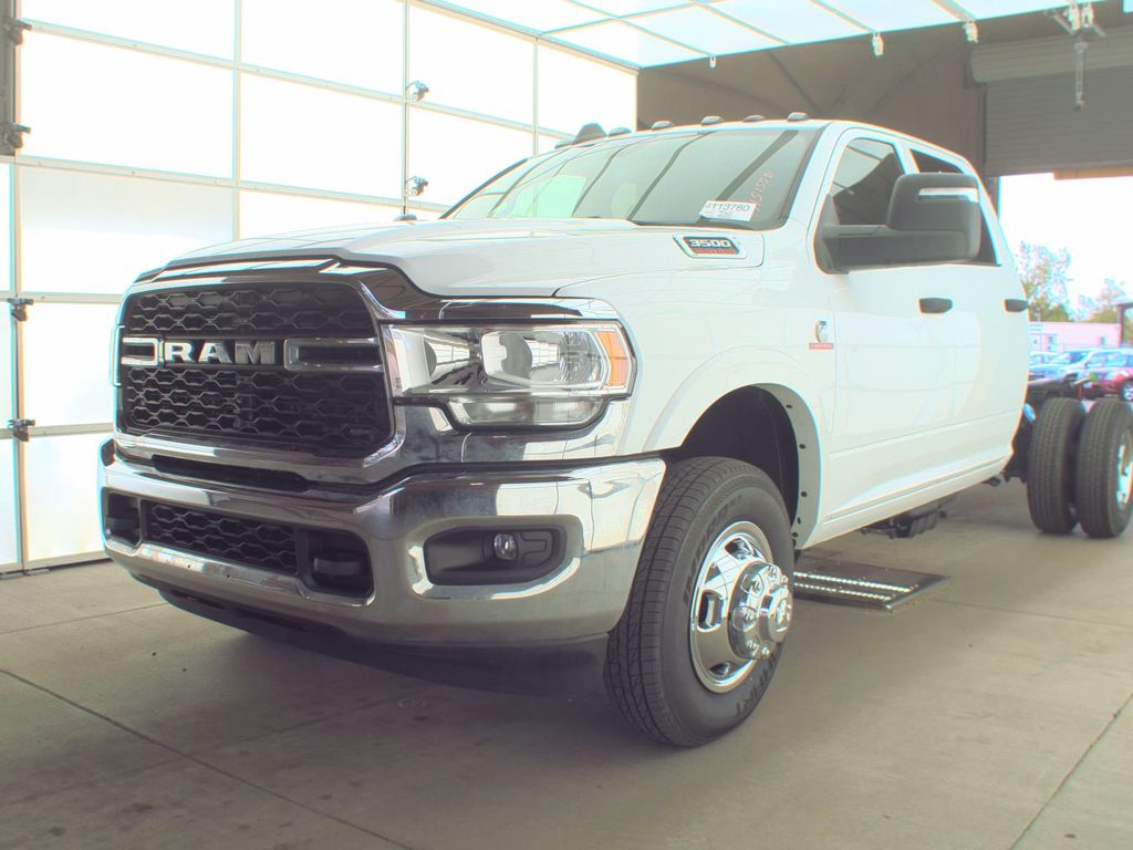 2023 Ram 3500 Tradesman photo