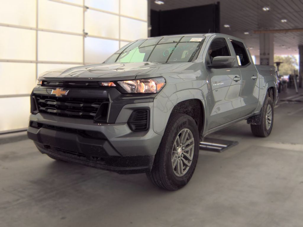 2025 Chevrolet Colorado photo