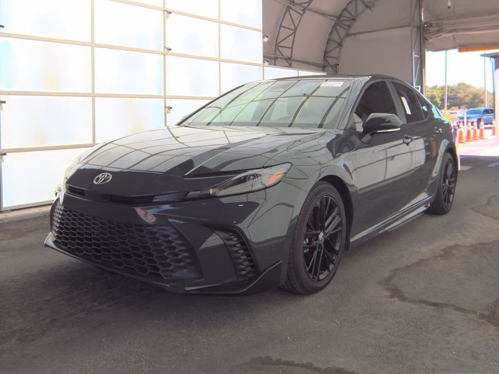 2025 Toyota Camry SE photo