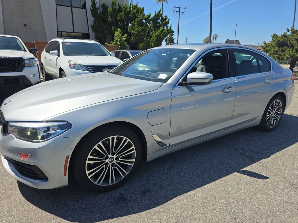 2018 BMW 5 Series 530E SPT photo