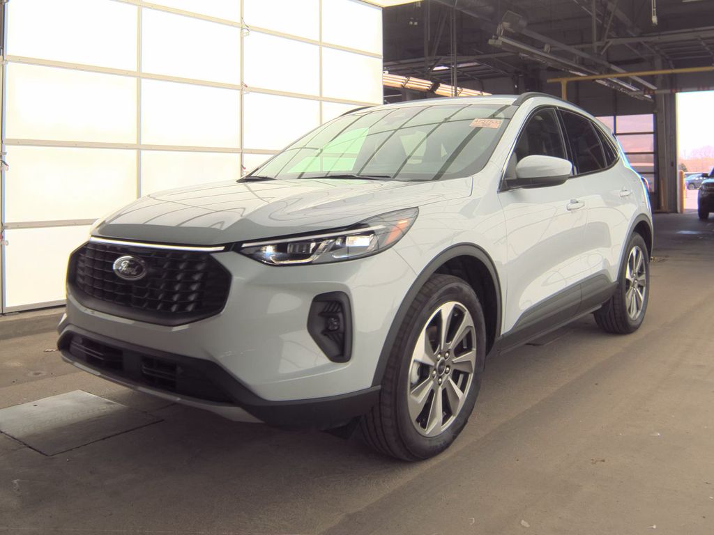 2025 Ford Escape Platinum photo