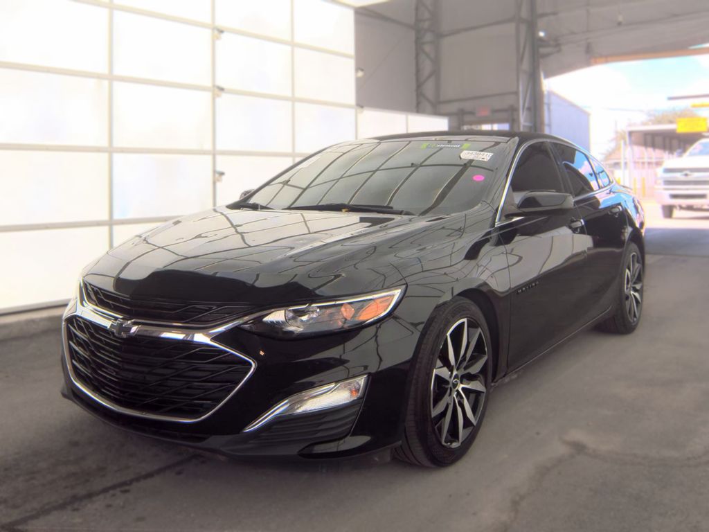 2021 Chevrolet Malibu RS photo