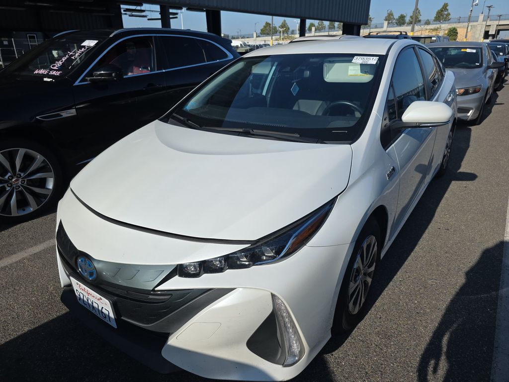 2021 Toyota Prius Prime XLE photo