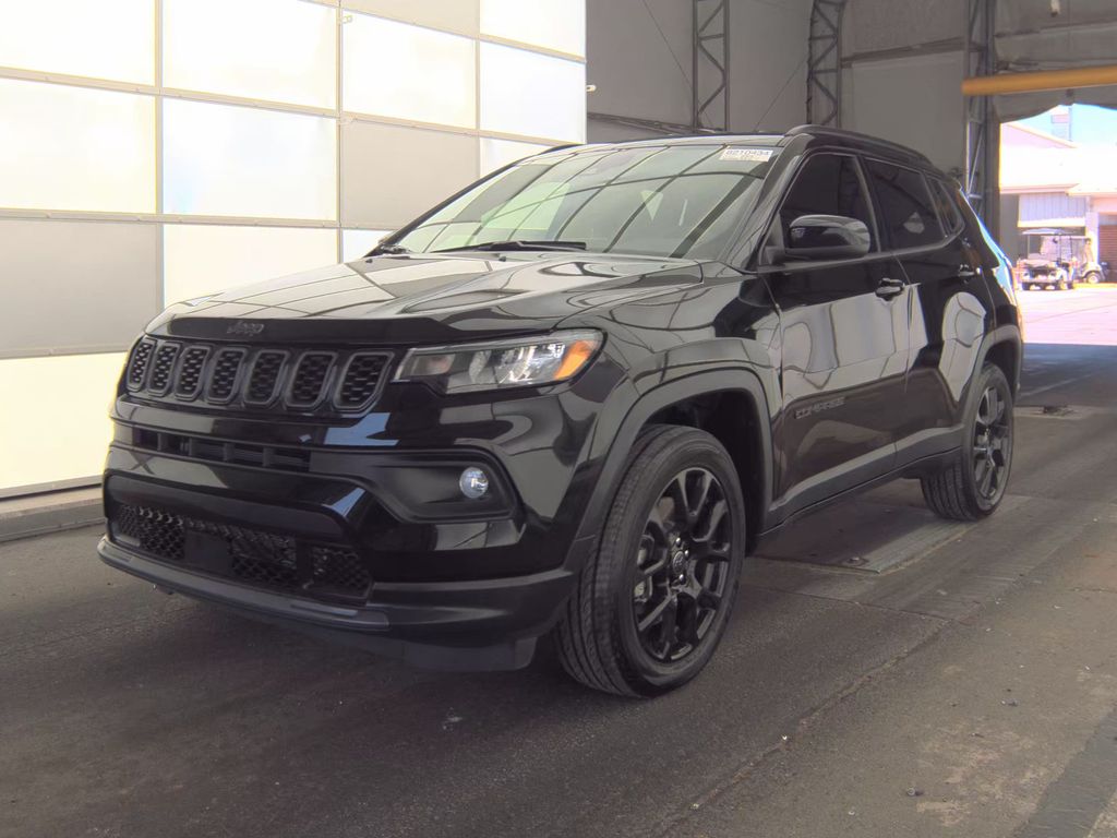 2025 Jeep Compass Latitude photo