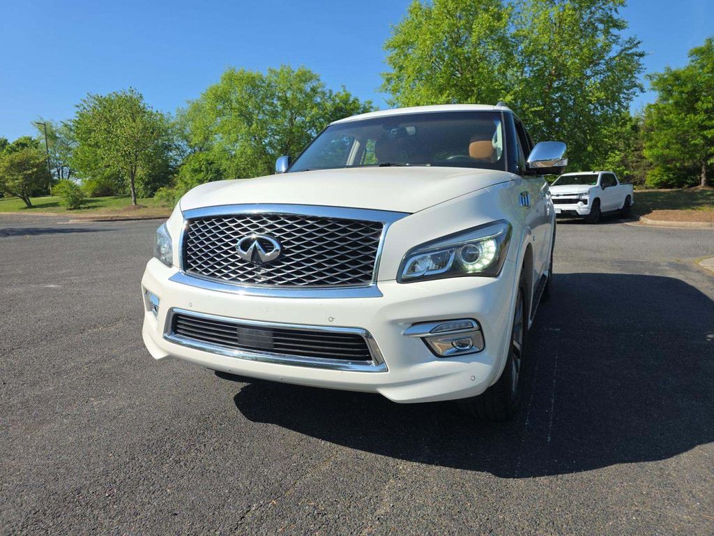 2016 INFINITI QX80 photo