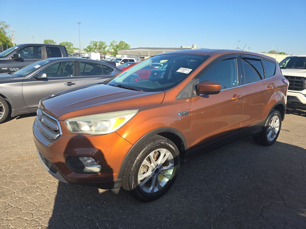 2017 Ford Escape SE photo