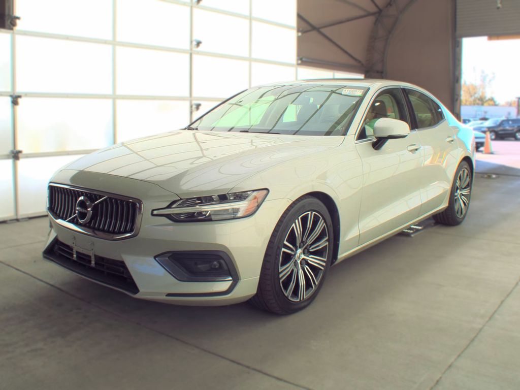 2021 Volvo S60 Inscriptn photo