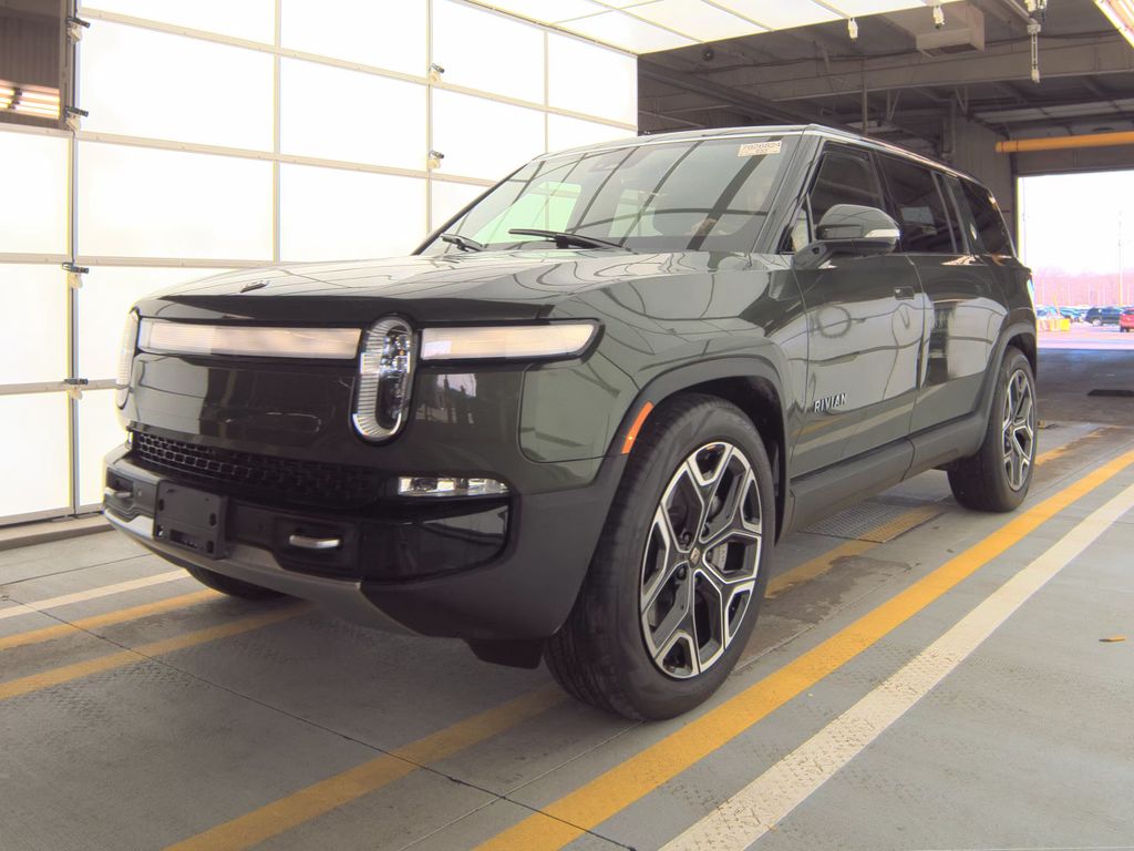 2024 Rivian R1S Dual MAX photo