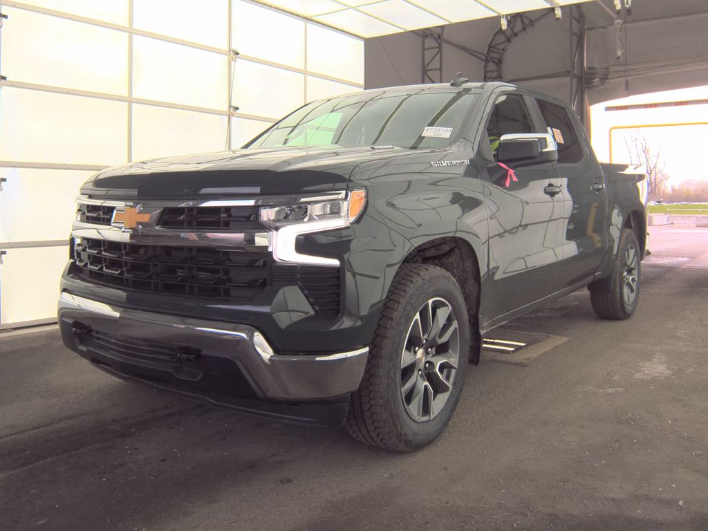 2026 Chevrolet Silverado 1500 LT photo