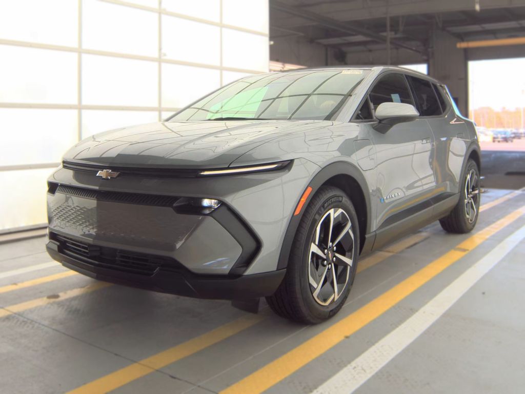 2025 Chevrolet Equinox LT photo