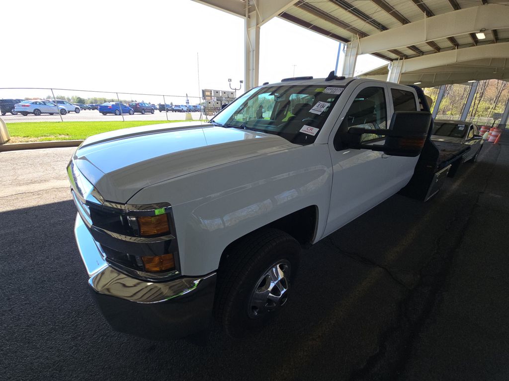 2018 Chevrolet Silverado 3500HD LT photo