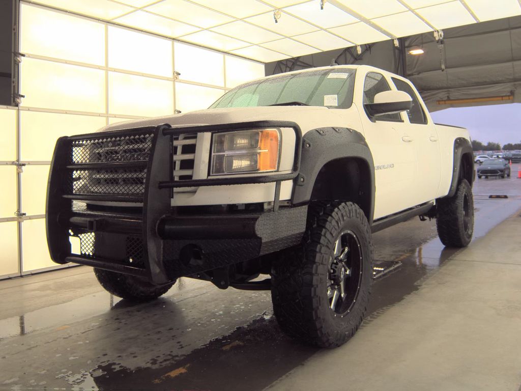 2013 GMC Sierra 2500HD Denali photo