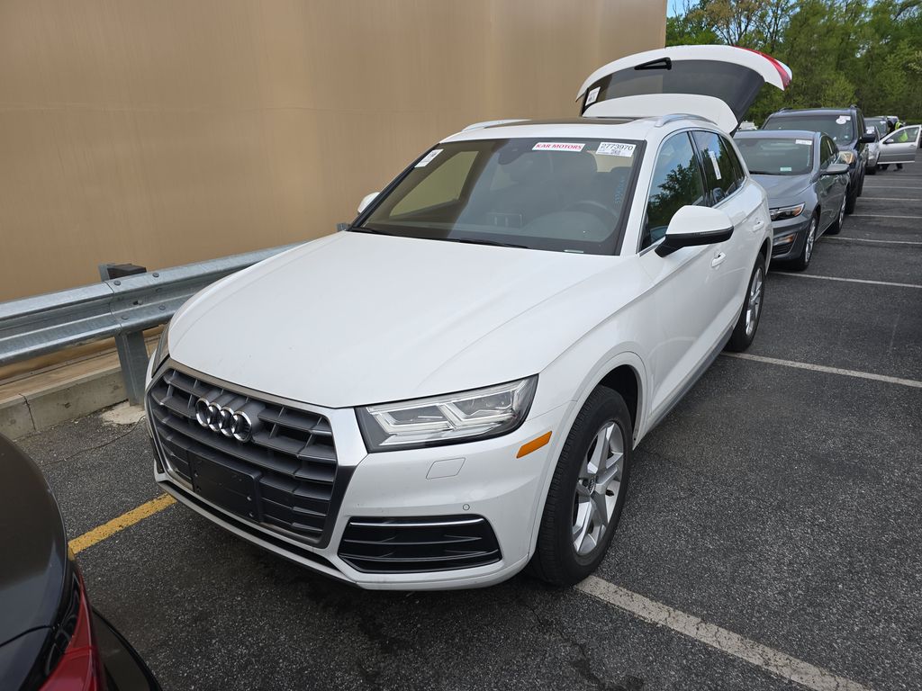 2018 Audi Q5 Premium + photo