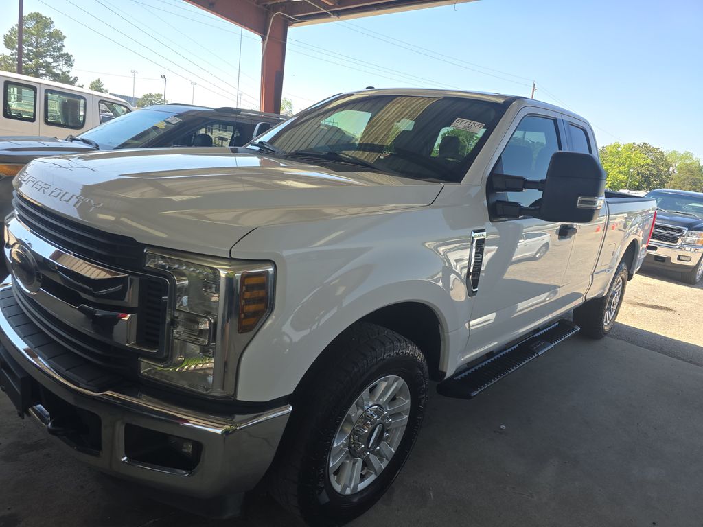 2019 Ford F-250 XLT photo