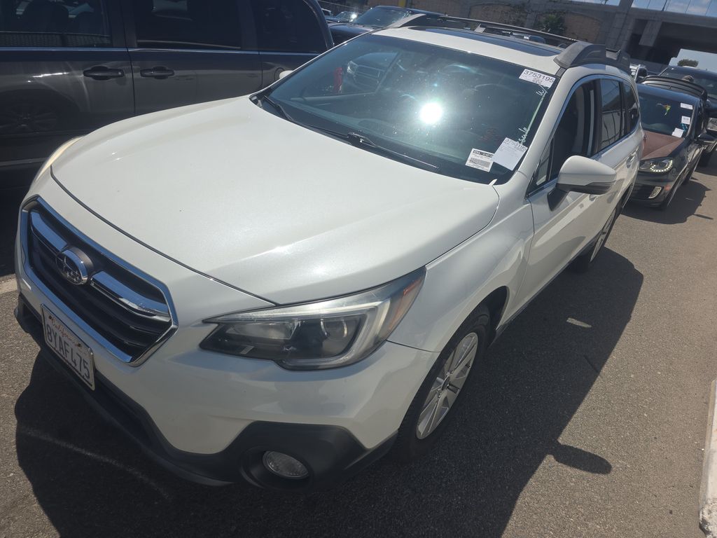 2018 Subaru Outback Premium photo