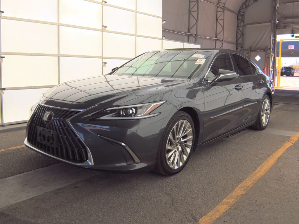 2022 Lexus ES ES 350 LUX photo
