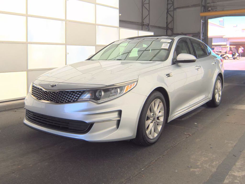 2016 Kia Optima EX photo
