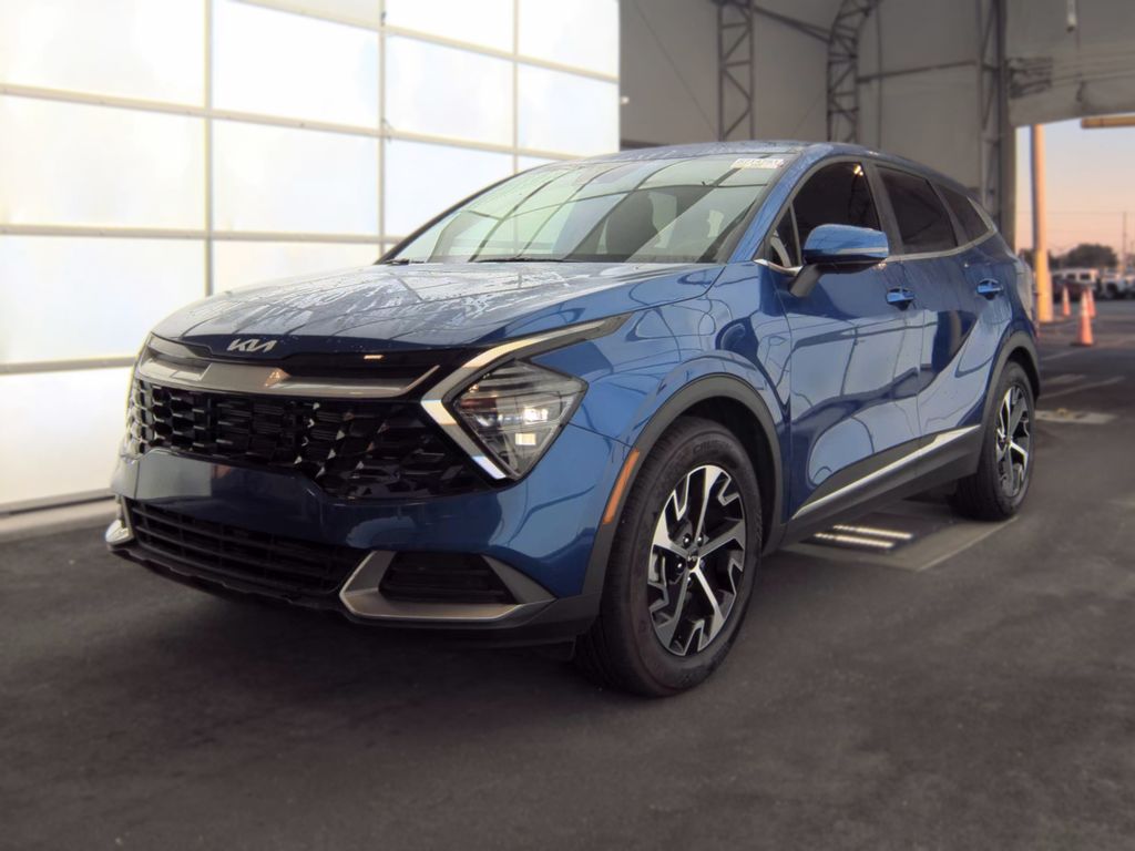 2025 Kia Sportage EX photo