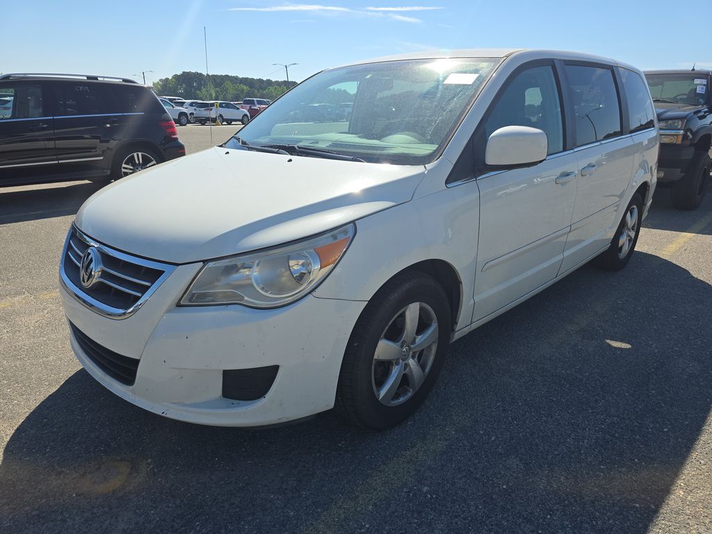 2009 Volkswagen Routan Highline photo