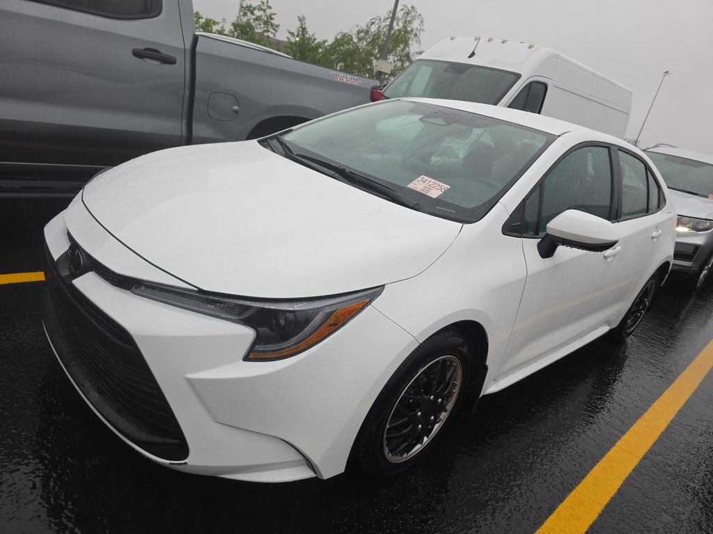 2026 Toyota Corolla LE photo