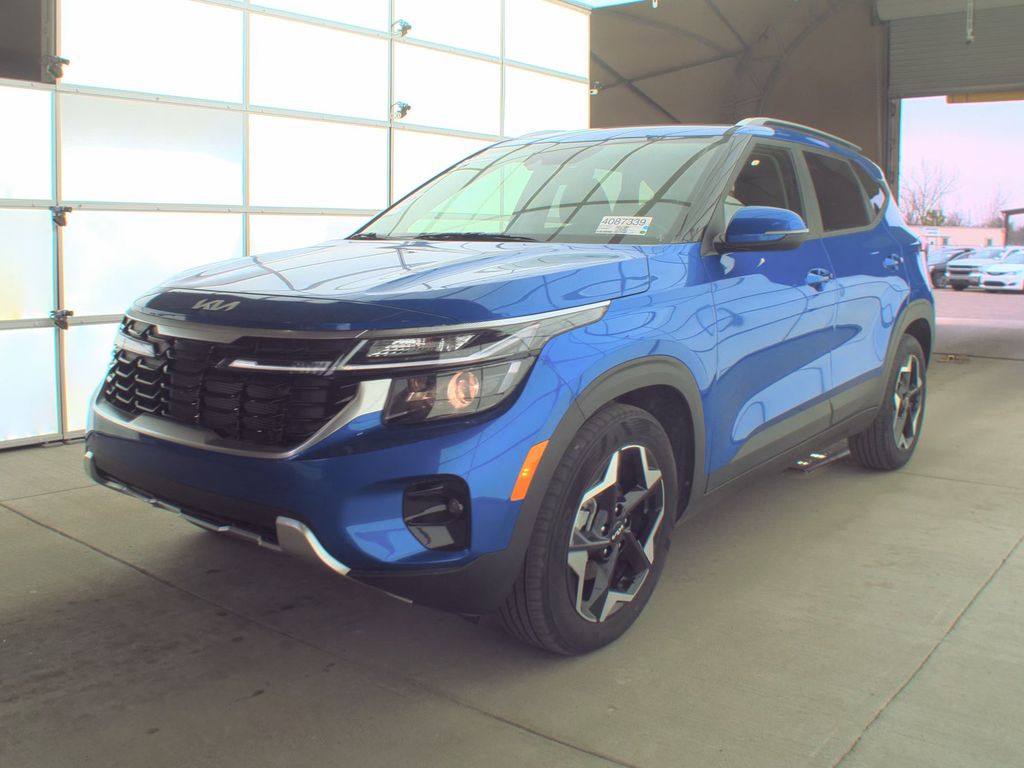 2025 Kia Seltos S photo