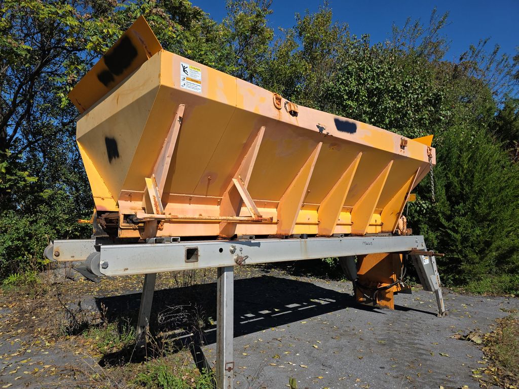 1997 Henderson FSH14VA97HYD Spreader photo