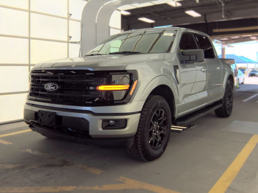 2025 Ford F-150 XLT photo