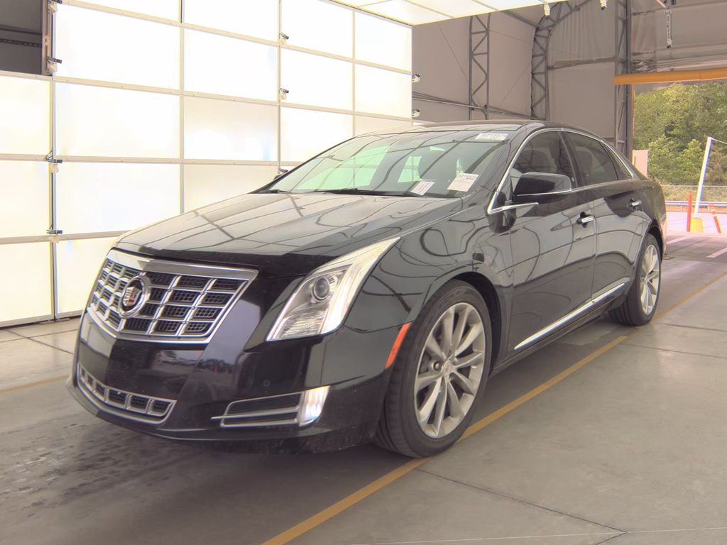 2013 Cadillac XTS Luxury photo