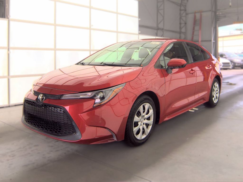 2021 Toyota Corolla LE photo