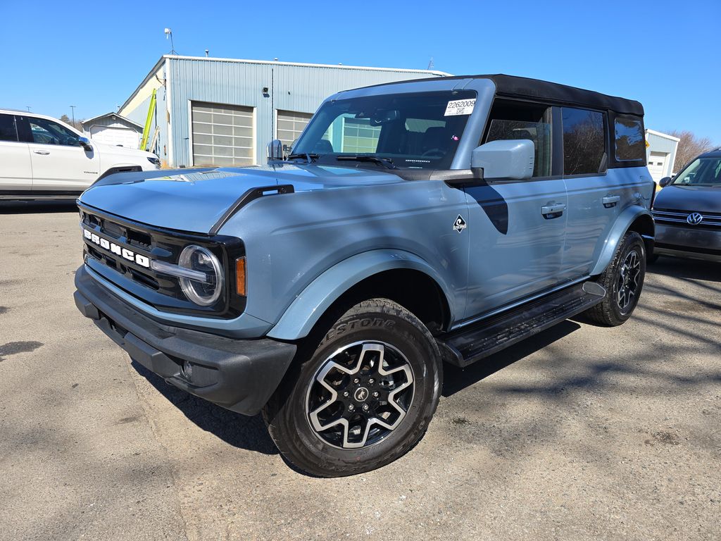 2025 Ford Bronco Outer Bank photo