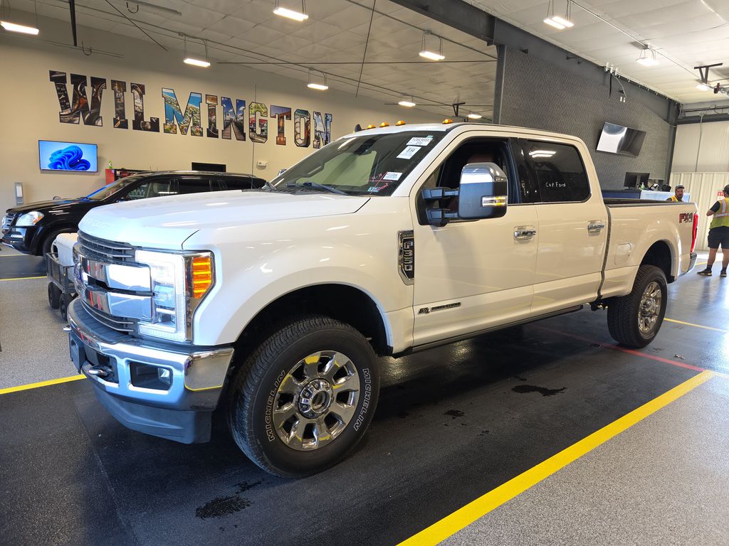 2019 Ford F-350 King Ranch photo