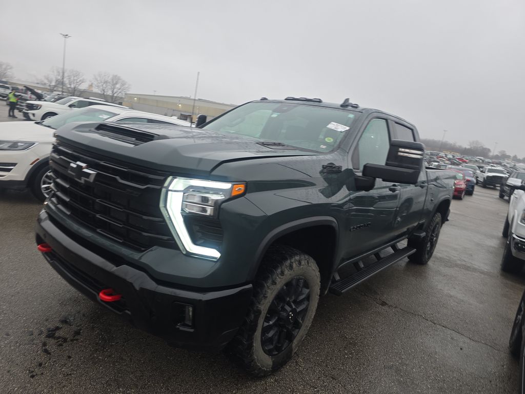 2025 Chevrolet Silverado 2500HD LT photo