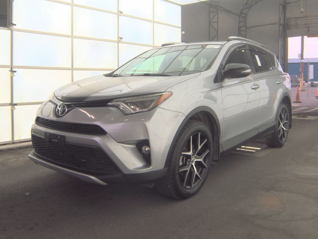 2016 Toyota RAV4 SE photo
