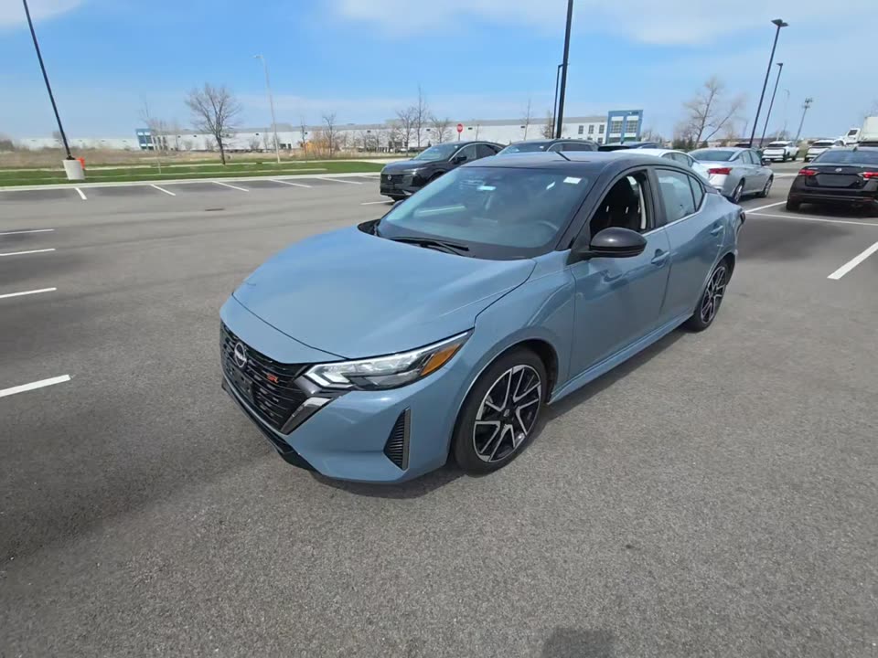2025 Nissan Sentra SR photo