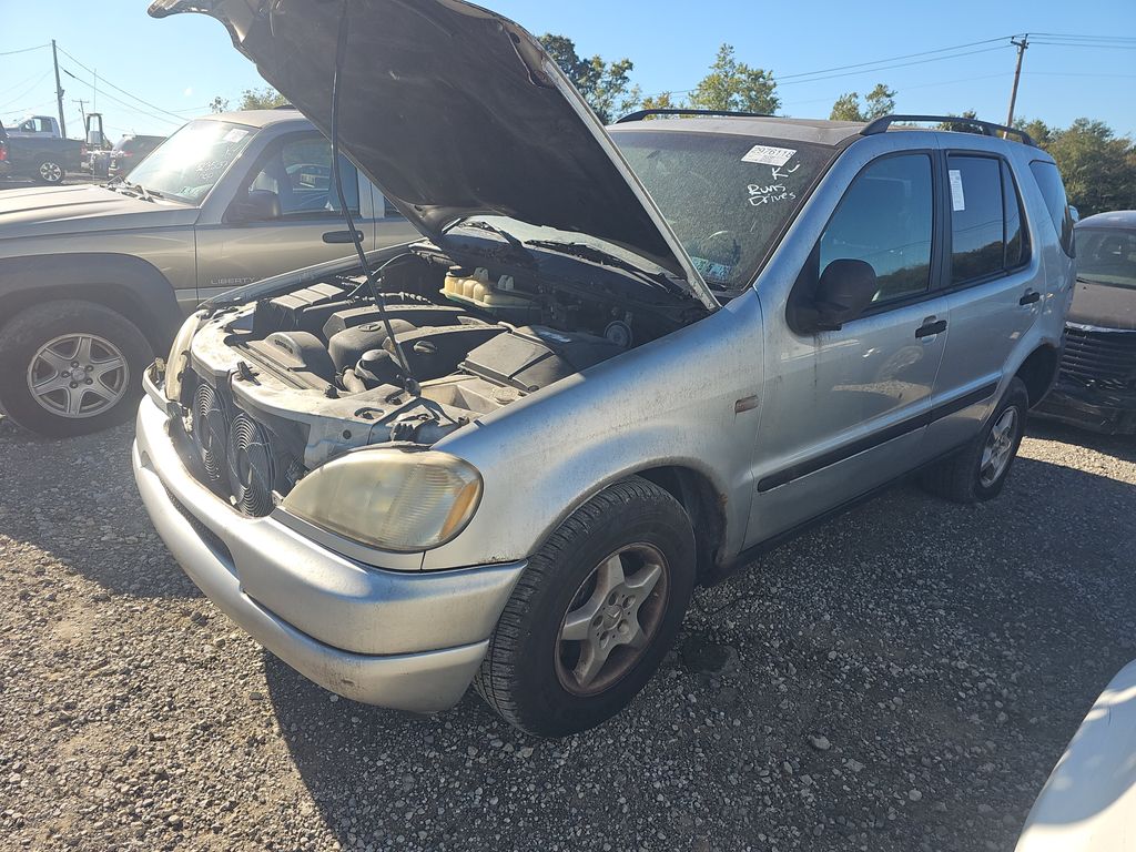 1998 Mercedes-Benz ML320 photo