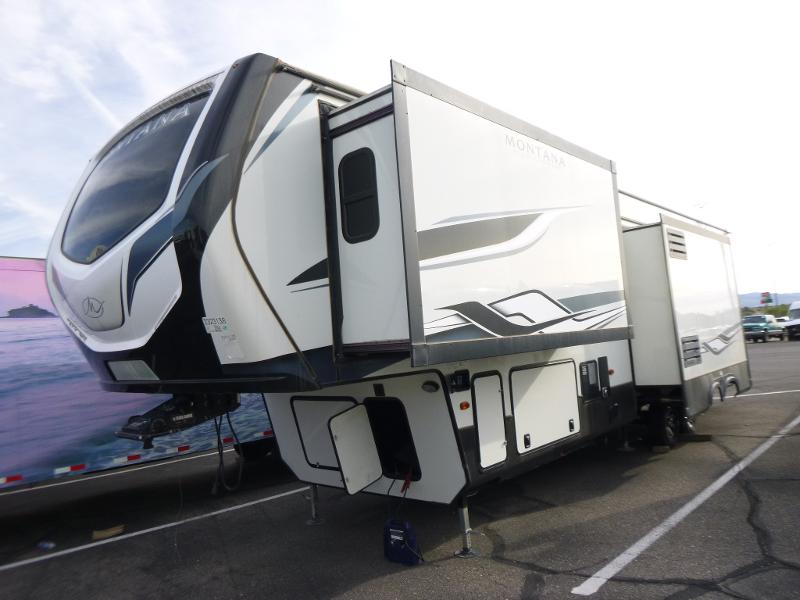2022 Keystone Montana 351BH photo