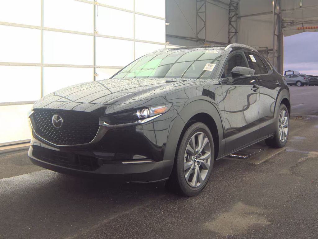 2025 MAZDA CX-30 S Premium photo