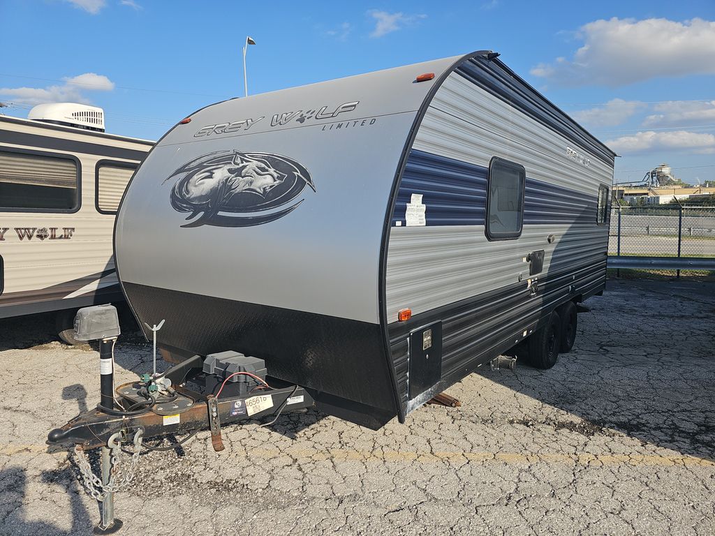 2022 Cherokee Grey Wolf 20RDSE photo