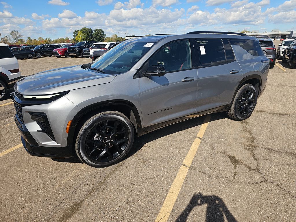 2025 Chevrolet Traverse 2RS photo