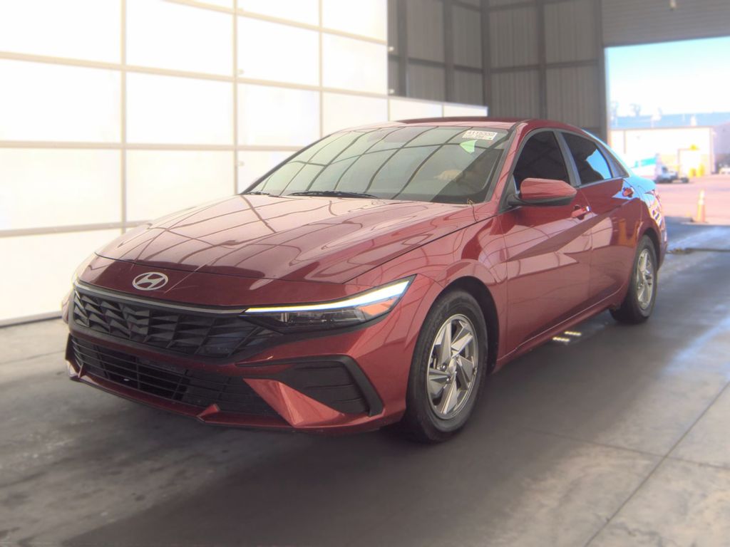 2026 Hyundai Elantra SE photo